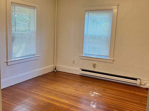 5th image of 37 Orange St #2-J