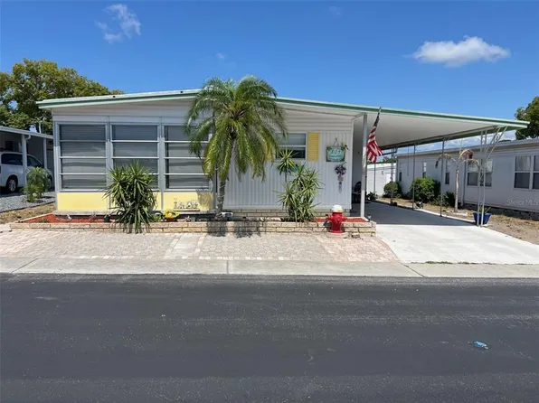 814 Coconut Palm St, Largo, FL 33778
