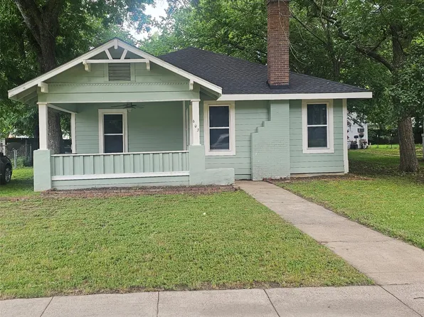 603 N McKinney St, Ennis, TX 75119