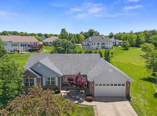 2220 Blue Lake Dr, Wentzville, MO 63385