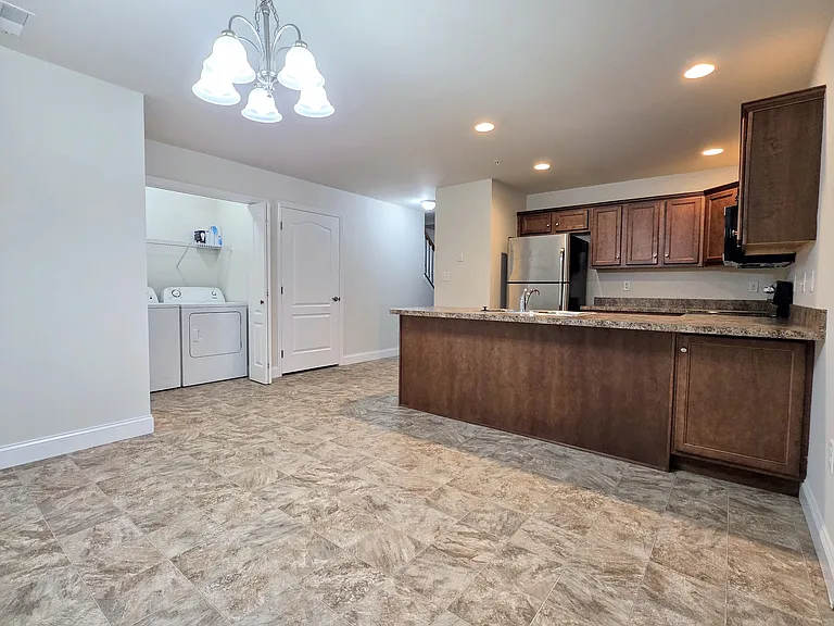 107 Cedarwood Dr — Photo 11