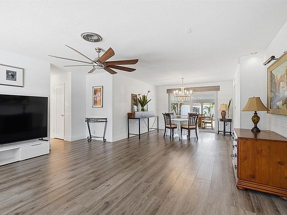 5th image of 5651 NE 16th Avenue