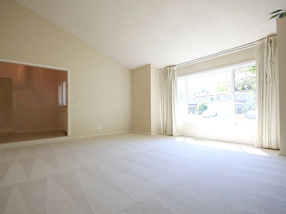 3rd image of 1352 Bedford Ave