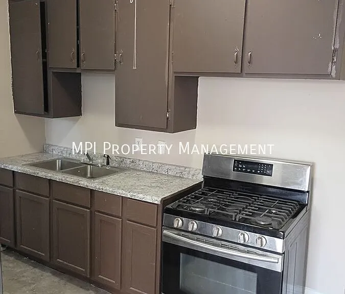 1710 W Mineral St #1710 — Photo 7