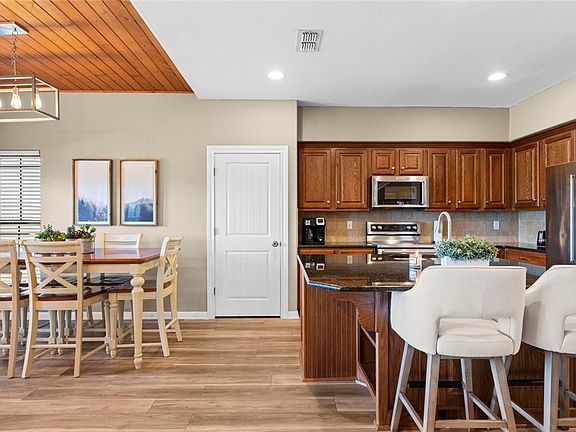 3rd image of 1111 Long Creek Blvd #204