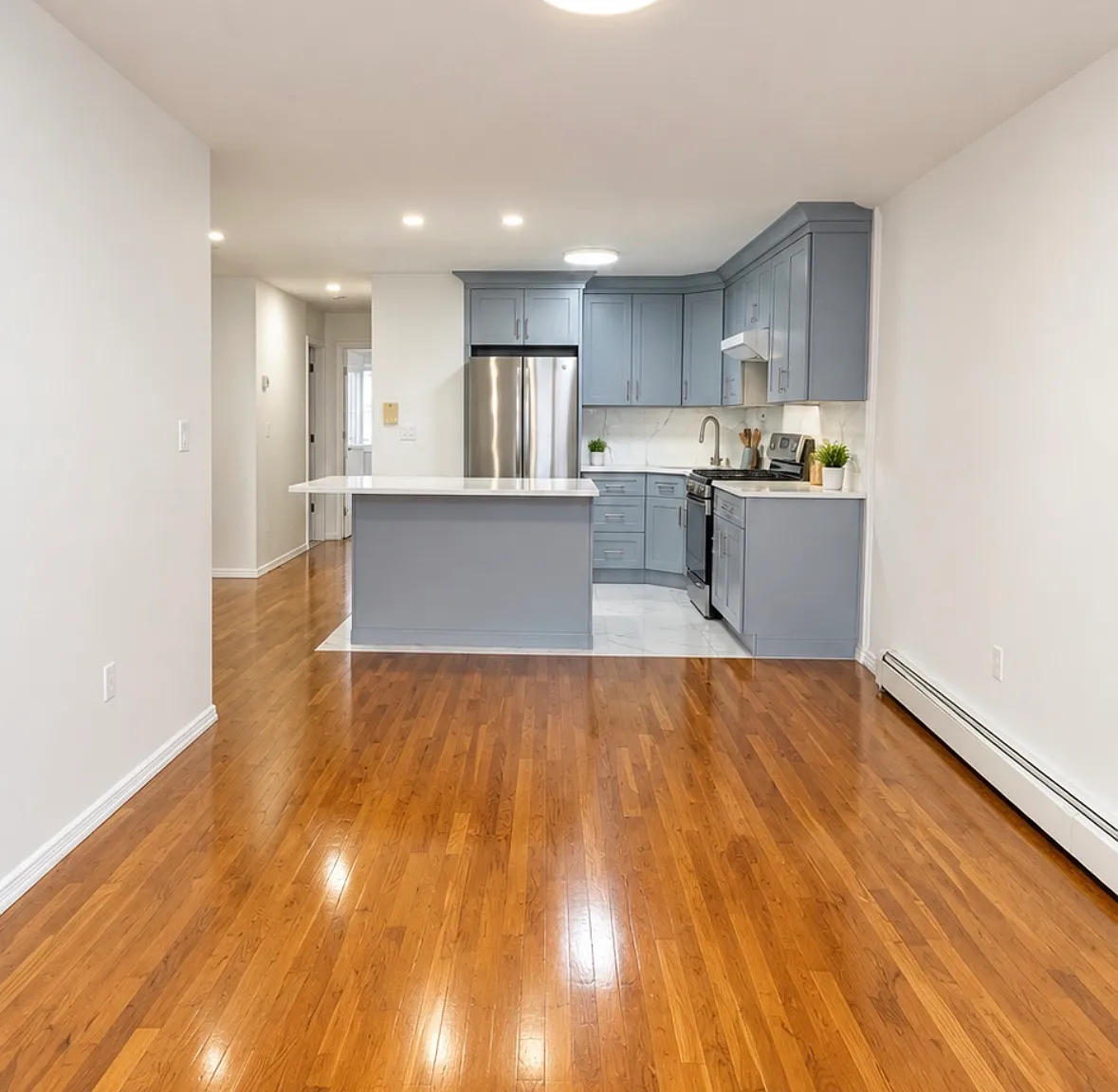 3 bed, 1150 sqft, $3,200 — Photo 1