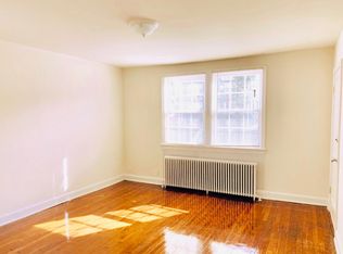 1621 28th St SE, Washington, DC 20020