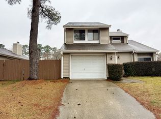 845 Crashaw St, Virginia Beach, VA 23462