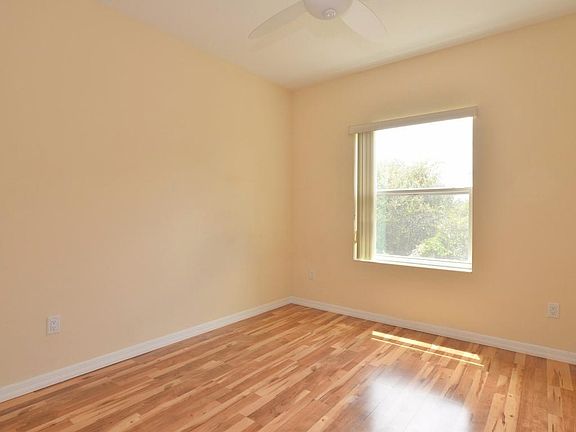 2nd image of 2018 Royal Vista Ct