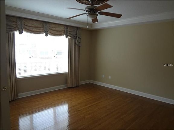 3rd image of 914 Lotus Vista Dr APT 102