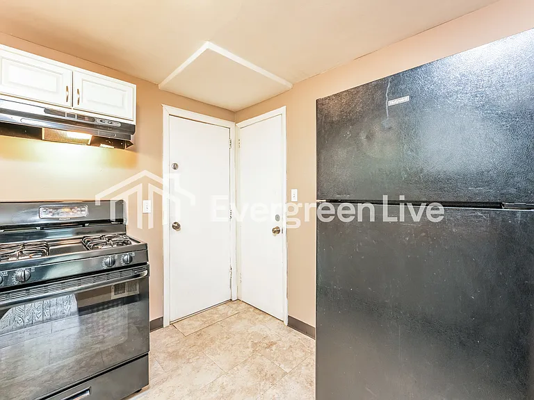 2130 Chalfant St — Photo 8