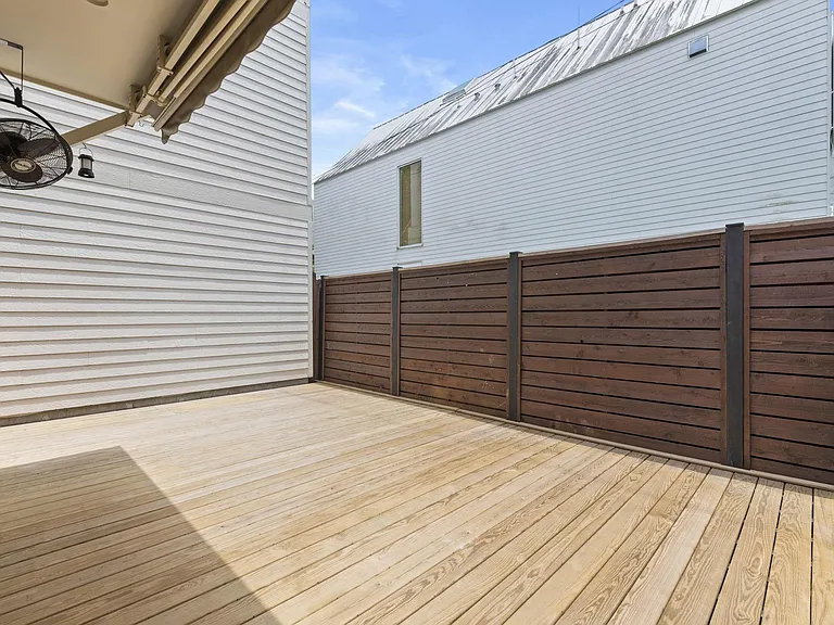 4503 Floyd St — Photo 43