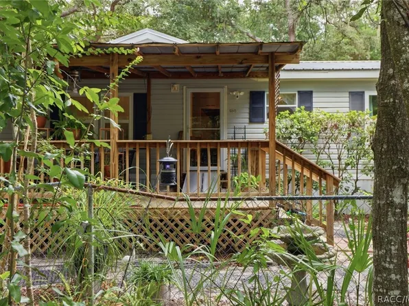 6845 W Jackson Ln, Homosassa, FL 34448