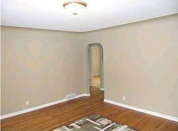 4th image of 243 Leyden Ave SW