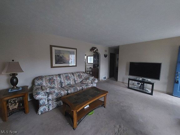 4th image of 2655 Alvarado Blvd