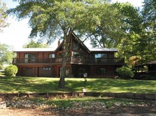 3003 Lake Keowee Ln, Seneca, SC 29672