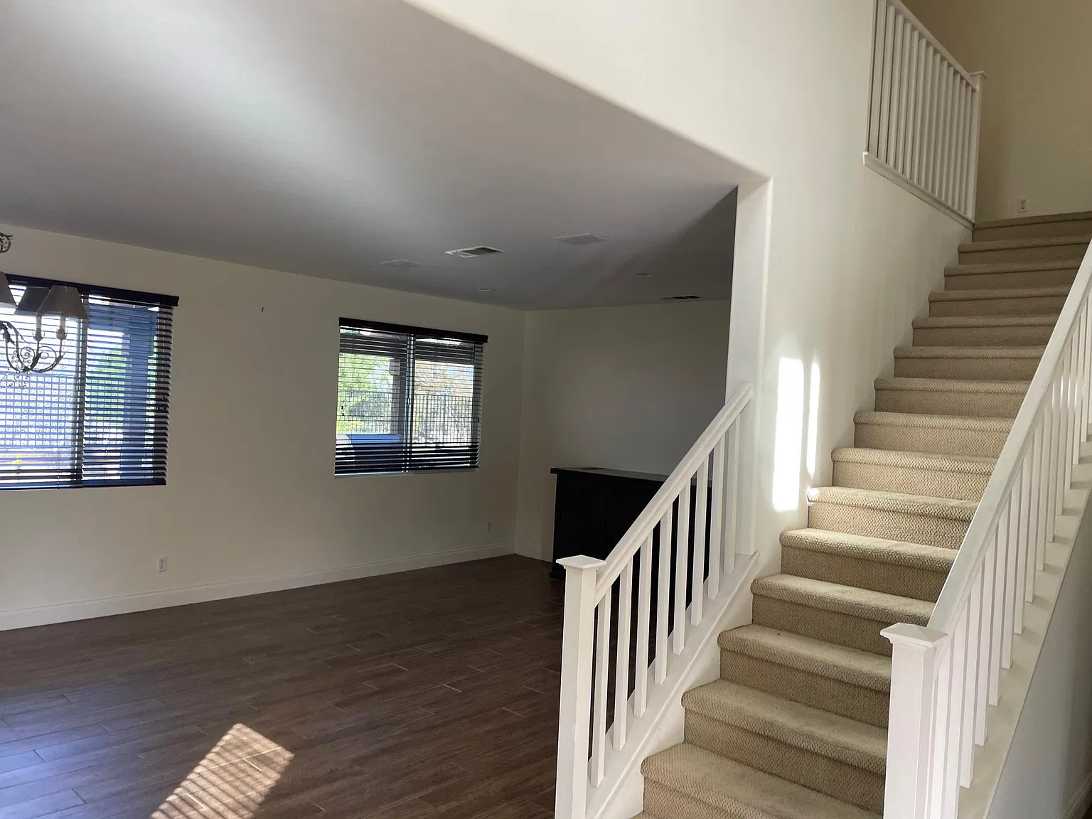 3 bed, 2559 sqft, $3,950 — Photo 4