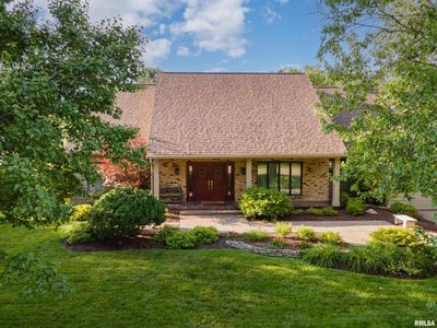 3165 Quail Ridge Rd, Bettendorf, IA, 52722