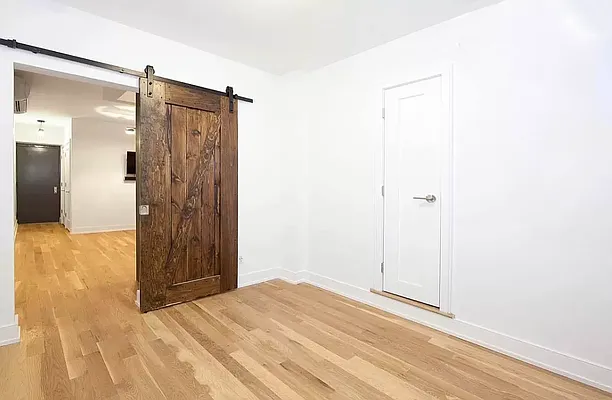 Rented by Tesla Realty Group LLC | media 14