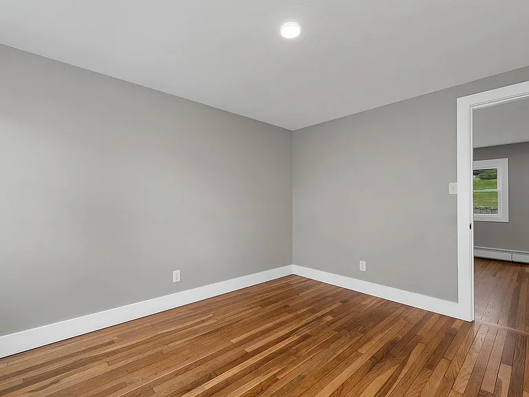 175 Pleasant St #2A — Photo 6