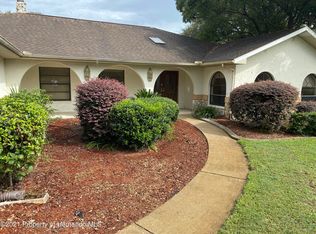 5242 Sandra Dr, Weeki Wachee, FL 34607