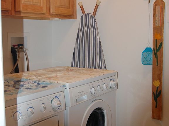 Laundry/Garage Access
