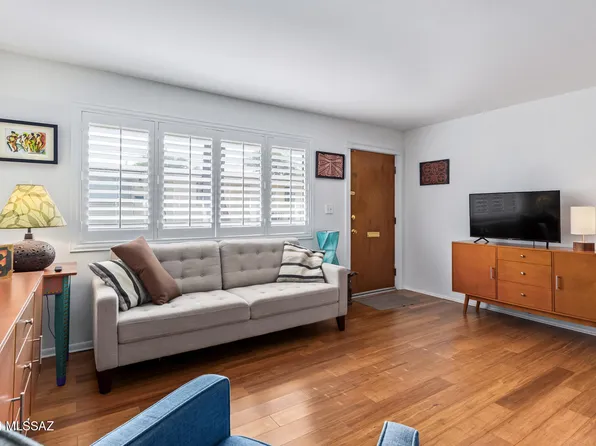 362 N Silverbell Rd, Tucson, AZ 85745