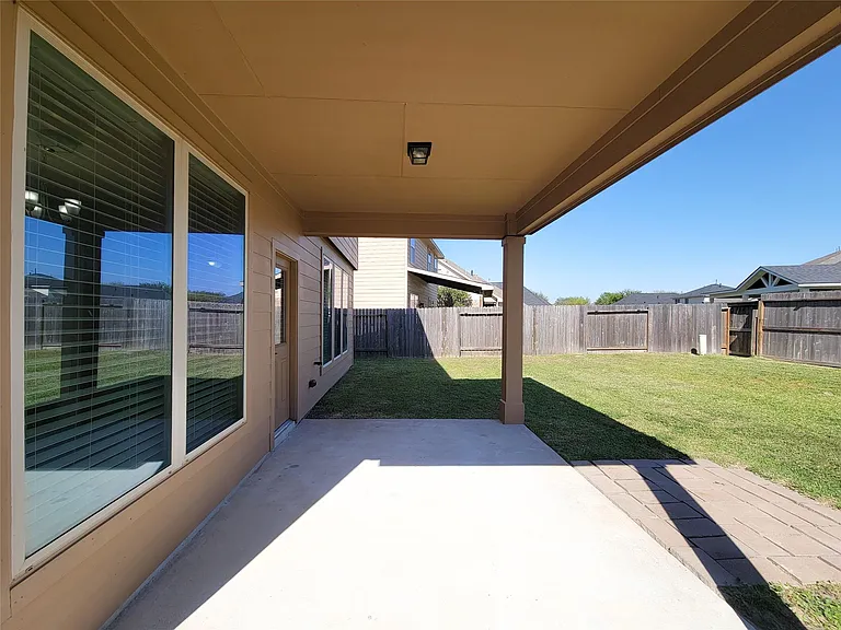 20527 Keegans Ledge Ln — Photo 32