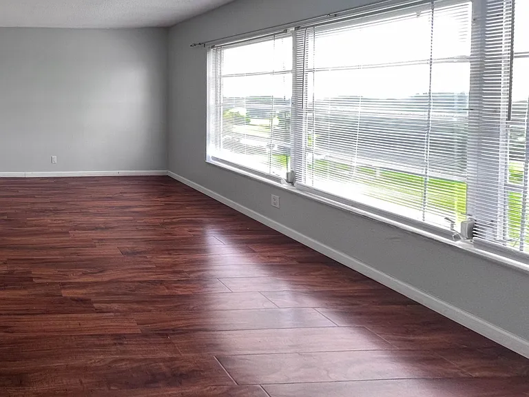3050 N Palm Aire Dr #602 — Photo 13