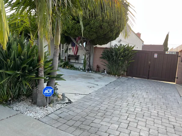 (undisclosed Address), Long Beach, CA 90815