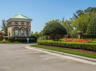 310 Cannonsgate Dr, Newport, NC 28570