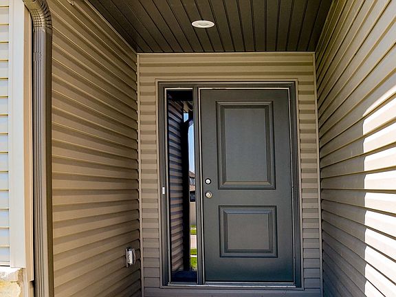 3rd image of 1107 N 99th St