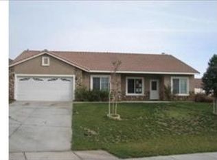 291 Coyote Dr, Colton, CA 92324