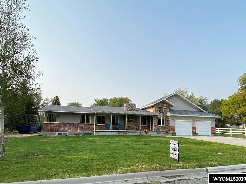 1st image of 2105 Broadacres Ave