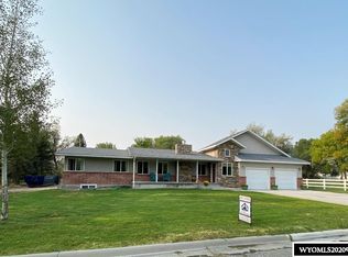 2105 Broadacres Ave, Riverton, WY 82501