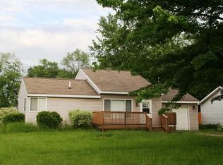 2035 S Belsay Rd, Burton, MI 48519