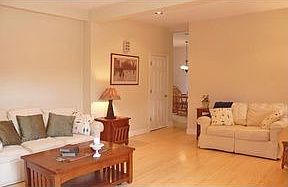 3rd image of 16 Gardencourt Dr