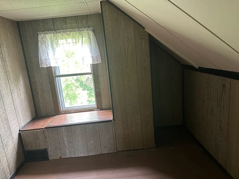 317 Nolan Ave — Photo 12