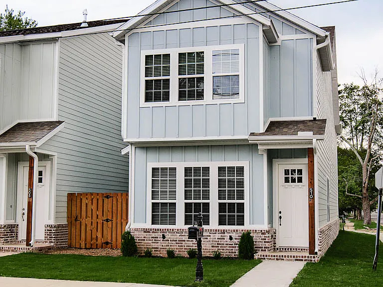 510 W Persimmon St — Photo 1