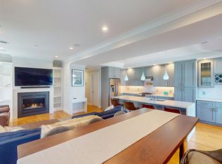 854 E Broadway #2, Boston, MA 02127