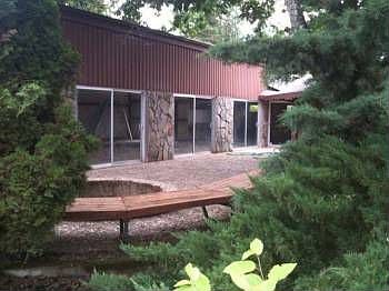 2nd image of 550 S Settlemier Ave