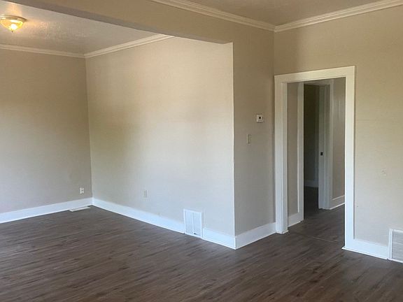 3rd image of 1350 N 36th St