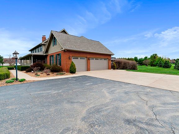 2nd image of 12435 Horseshoe Ln