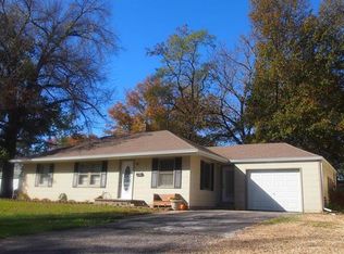 415 W 6th St, Montgomery City, MO 63361