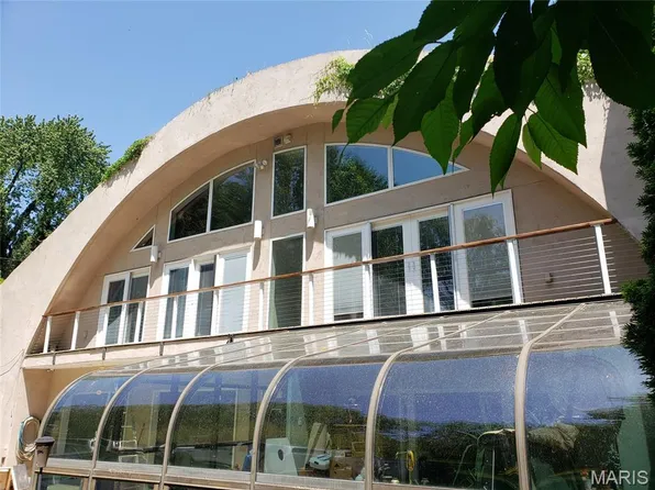 21 Charles Dr, Caseyville, IL 62232