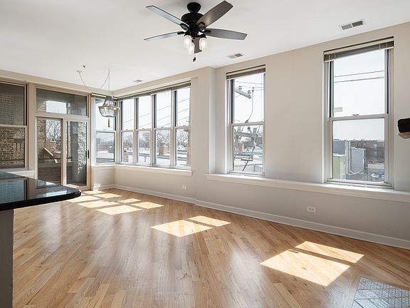 2nd image of 3113 W Lawrence Ave APT A302