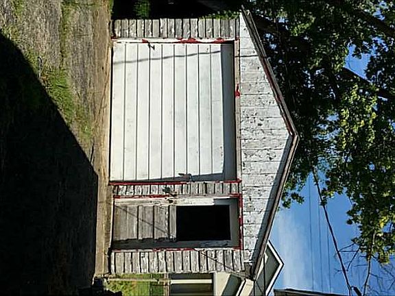 2nd image of 213 Prentice Dr