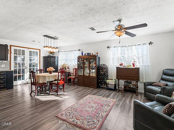 4th image of 2686 Mona Ln