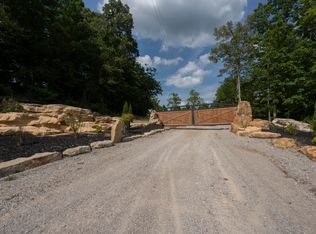 15 Rock House Rd, Stanton, KY 40380