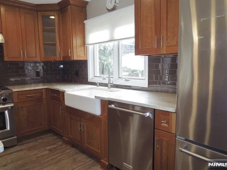 456A Glen Ave #A — Photo 7
